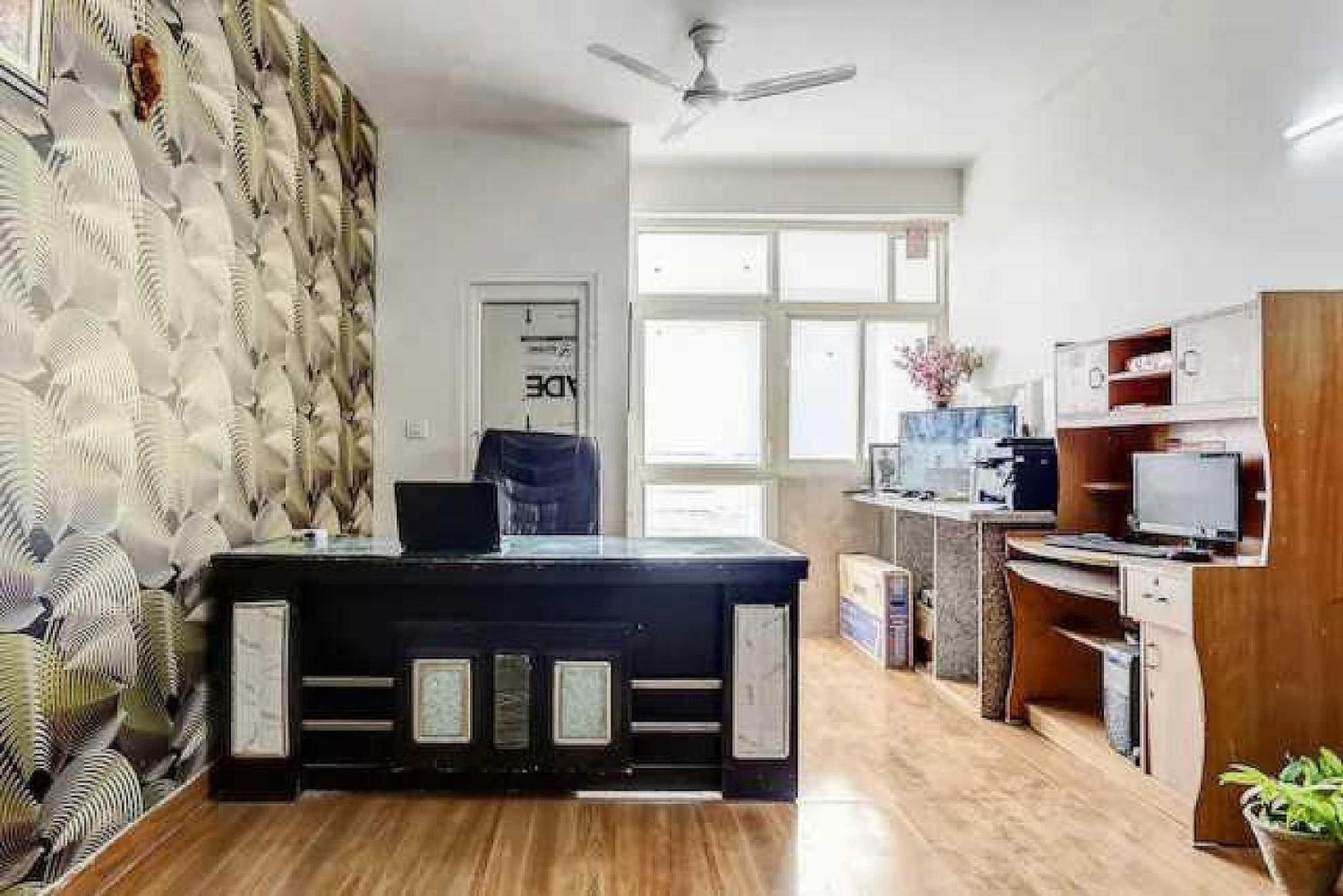 Hotel O Krishna Orchid Near Noida Sector 81 Metro Station 外观 照片