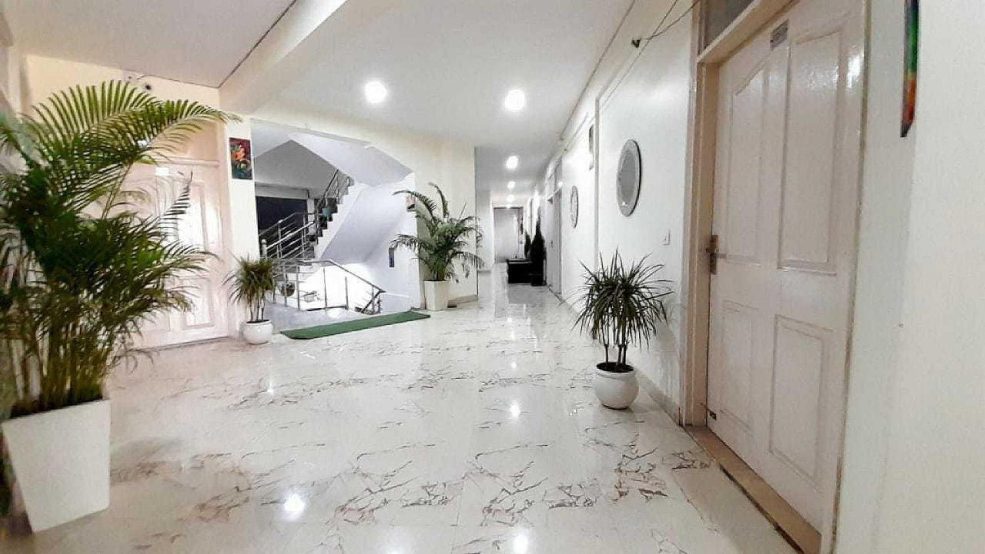Hotel O Krishna Orchid Near Noida Sector 81 Metro Station 外观 照片